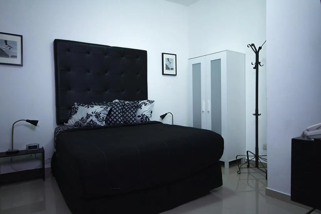 **** מלון סנטו דומינגו Savoy Suites הרפובליקה הדומיניקנית